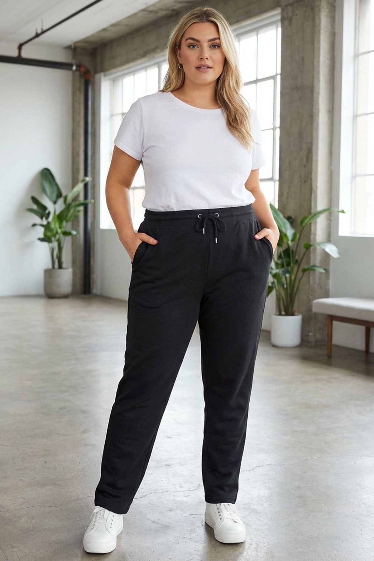 Büyük Beden Beli Lastikli ve Büzgülü Cepli Boru Paça Eşofman Altı 142694 Vervegrand