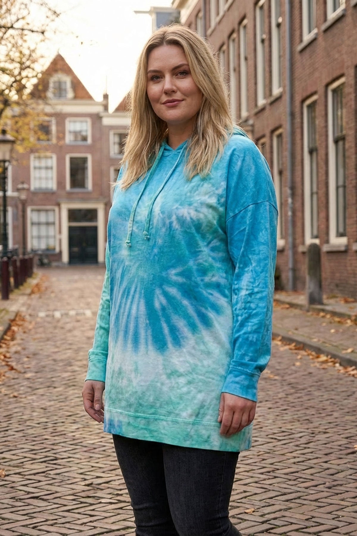 Vervegrand mavi tonlarında büyük beden batik sweatshirt