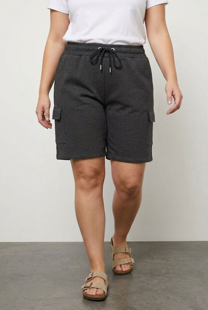 Cepli Beli Büzgülü Bol Kesim Jogger Şort 303196