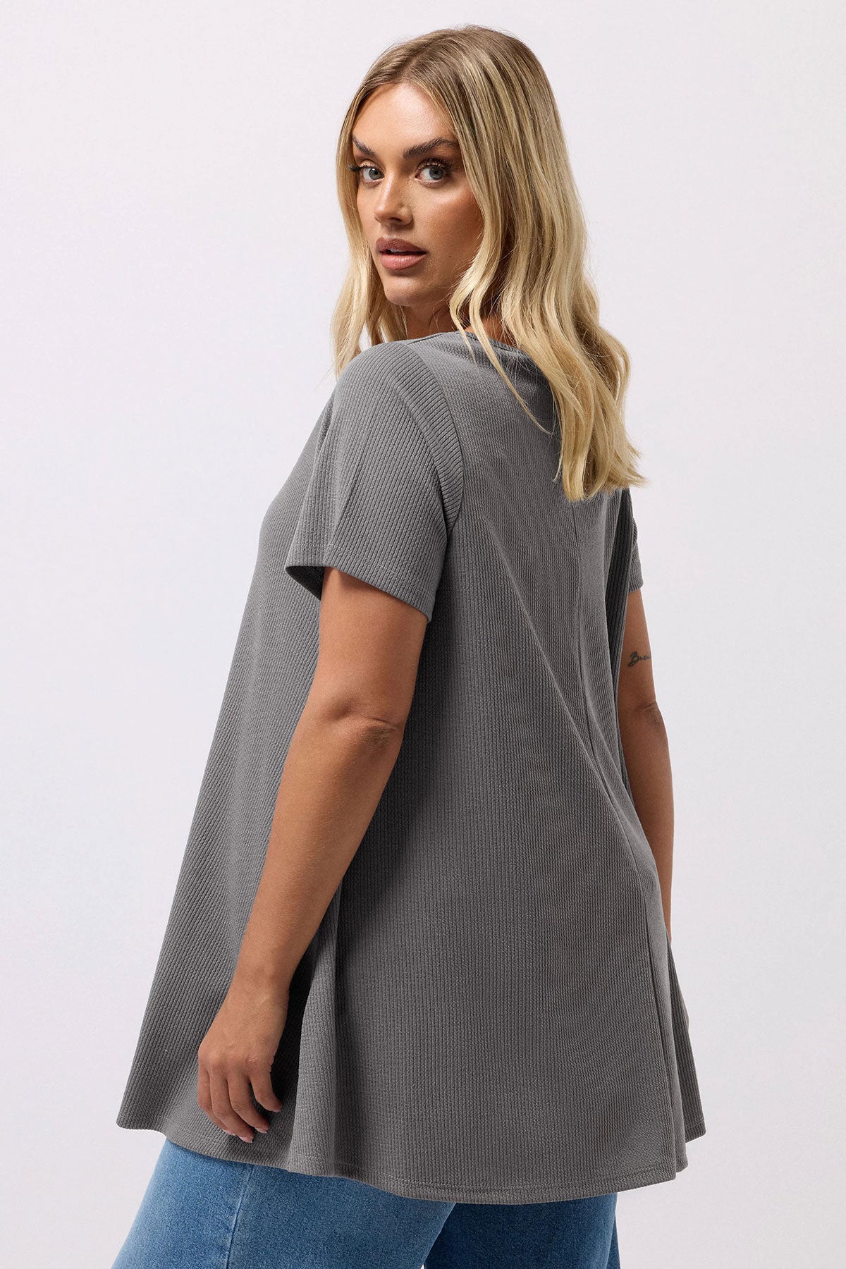 Büyük Beden Bisiklet Yaka Gri T-Shirt