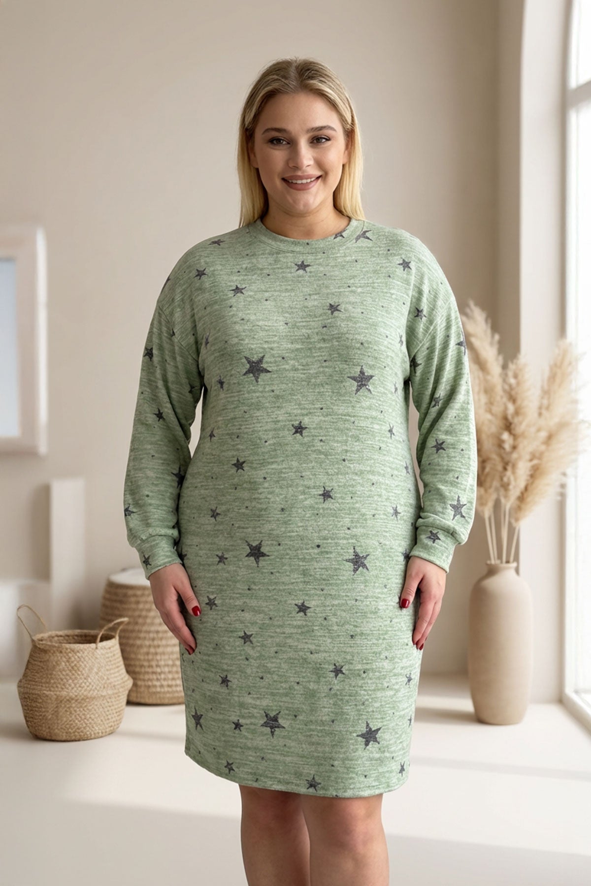 Büyük Beden Uzun Kollu Bisiklet Yaka Yıldız Desenli Esnek Elbise 84-158 Vervegrand