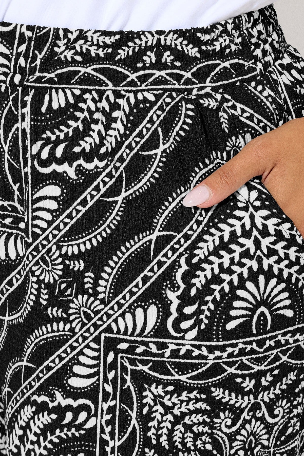 Büyük Beden Beli Lastikli Cepli Geniş Paça Baskılı Pantolon 310292 Vervegrand