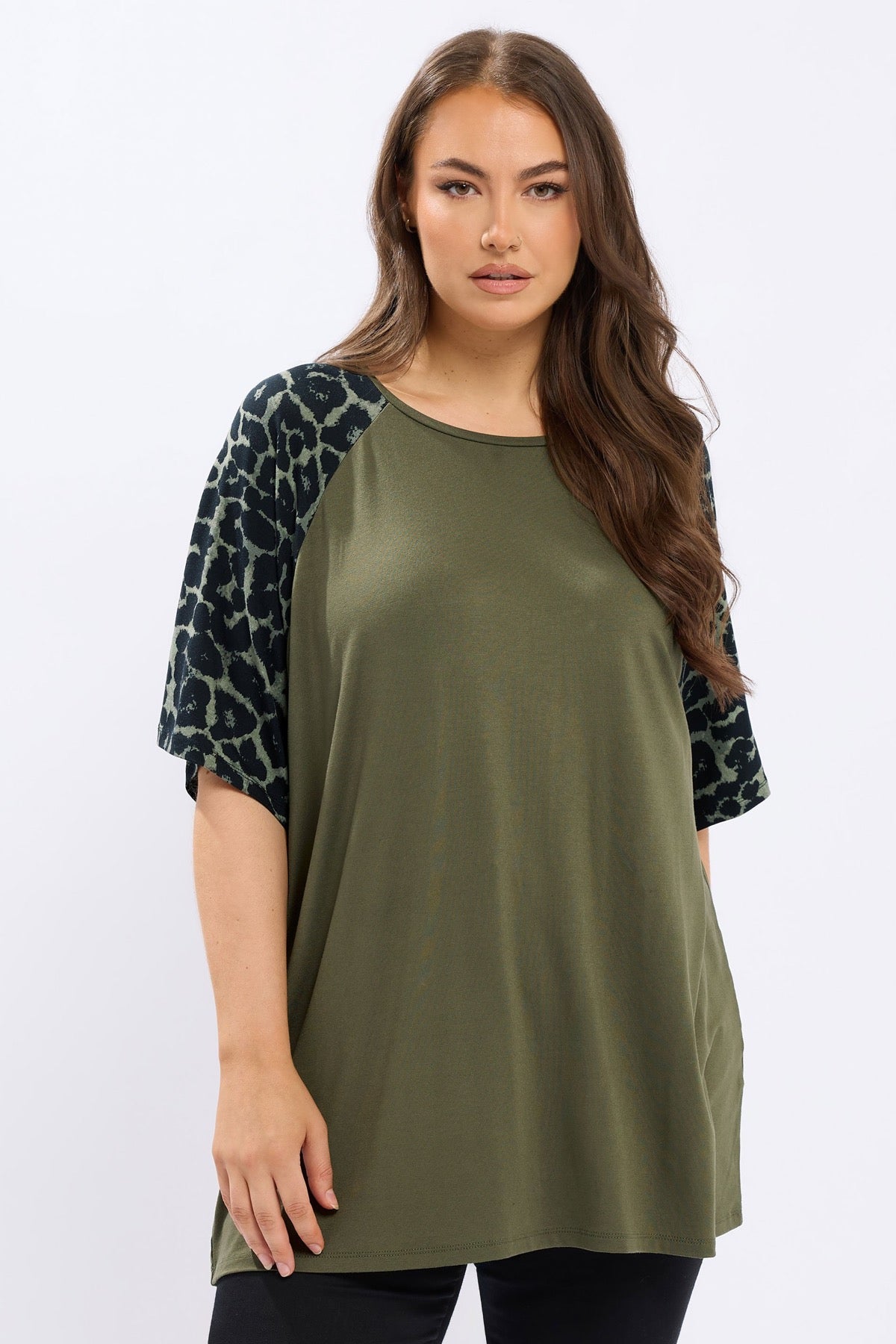 Büyük Beden Bisiklet Yaka Kısa Kollu Leopar Desenli T-shirt 322972 Vervegrand