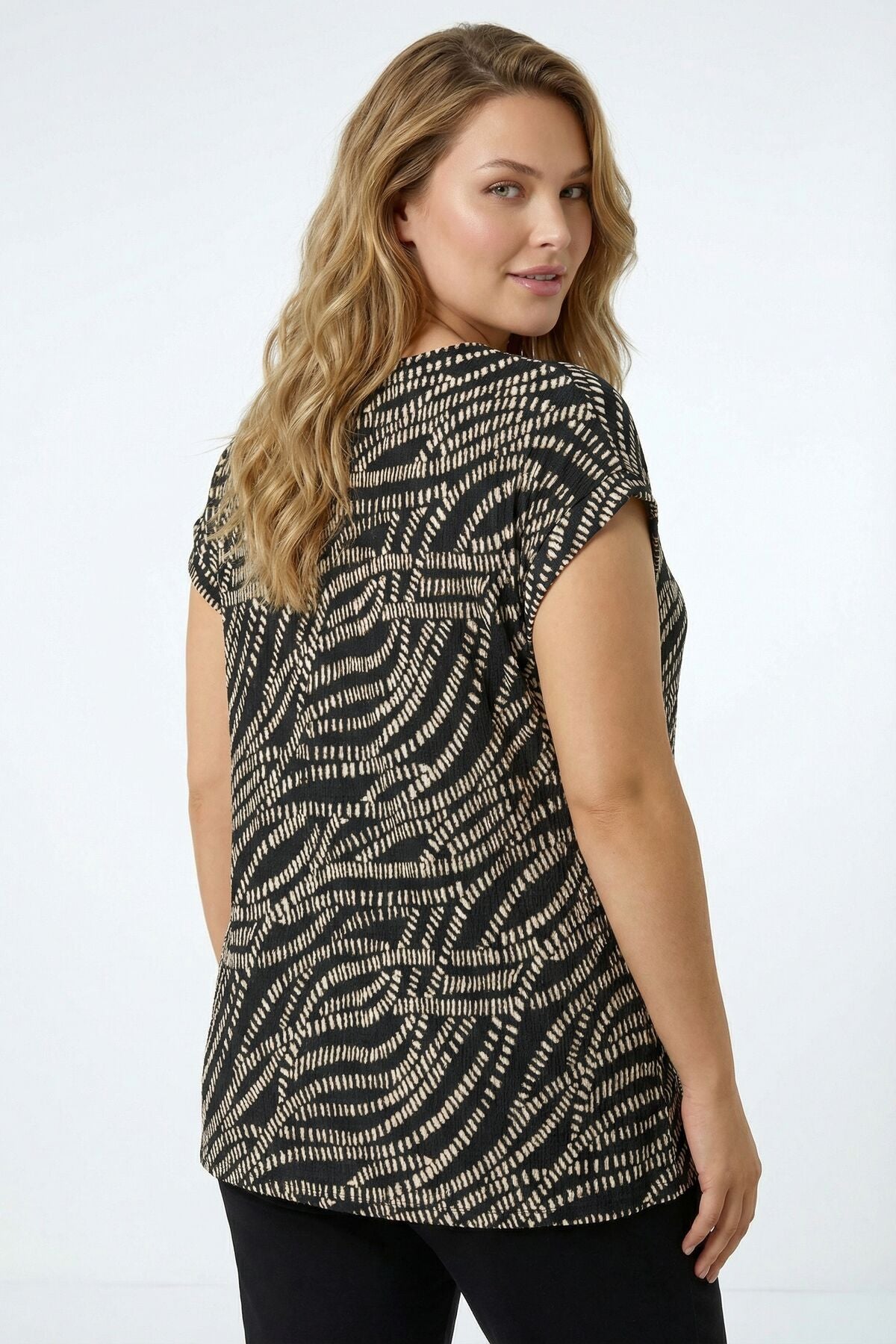 Büyük Beden Siyah Bluz Yandan Bağlama Modeli