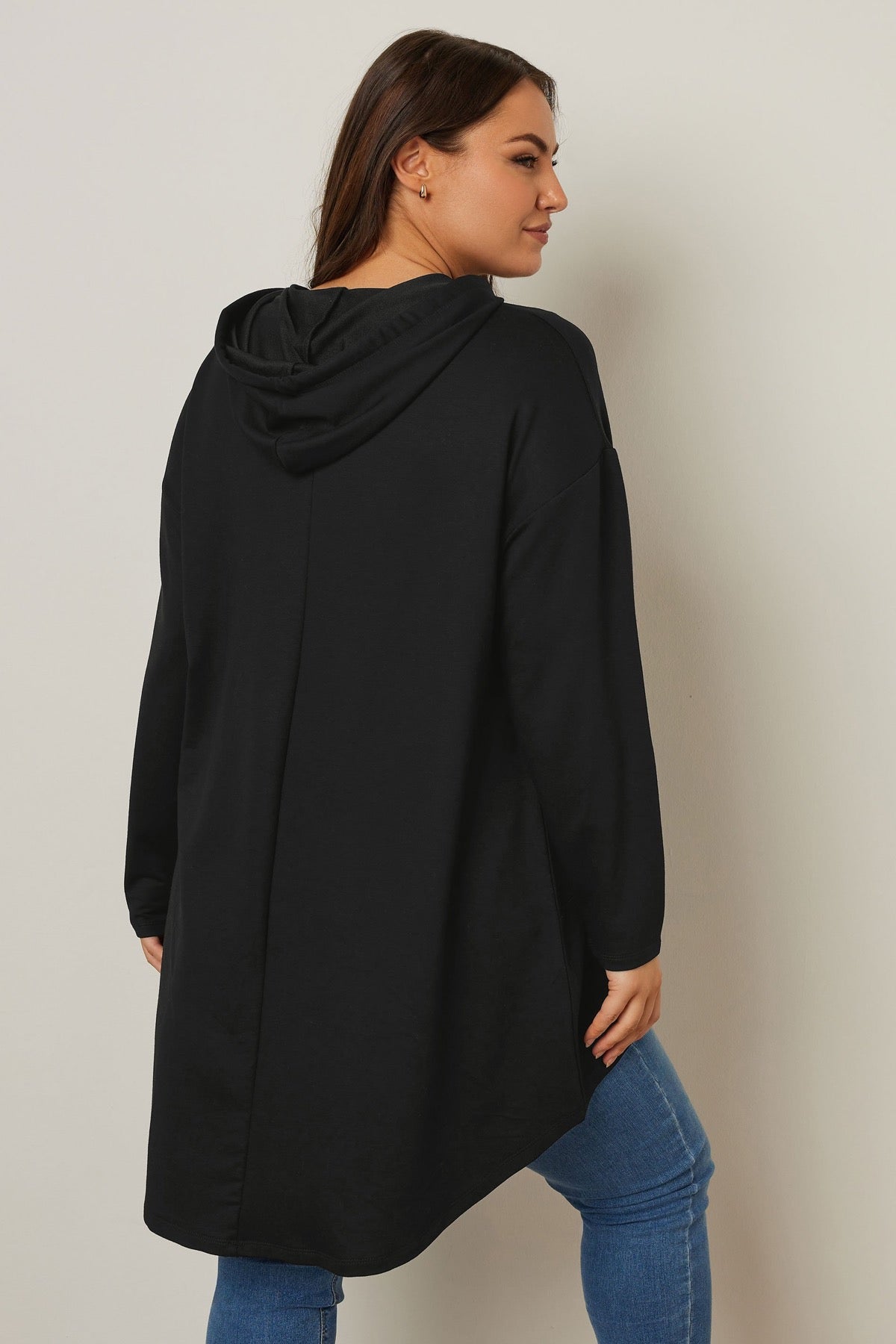 Büyük Beden Kapüşonlu Uzun Kollu Asimetrik Kesim Uzun Sweatshirt 304048 v