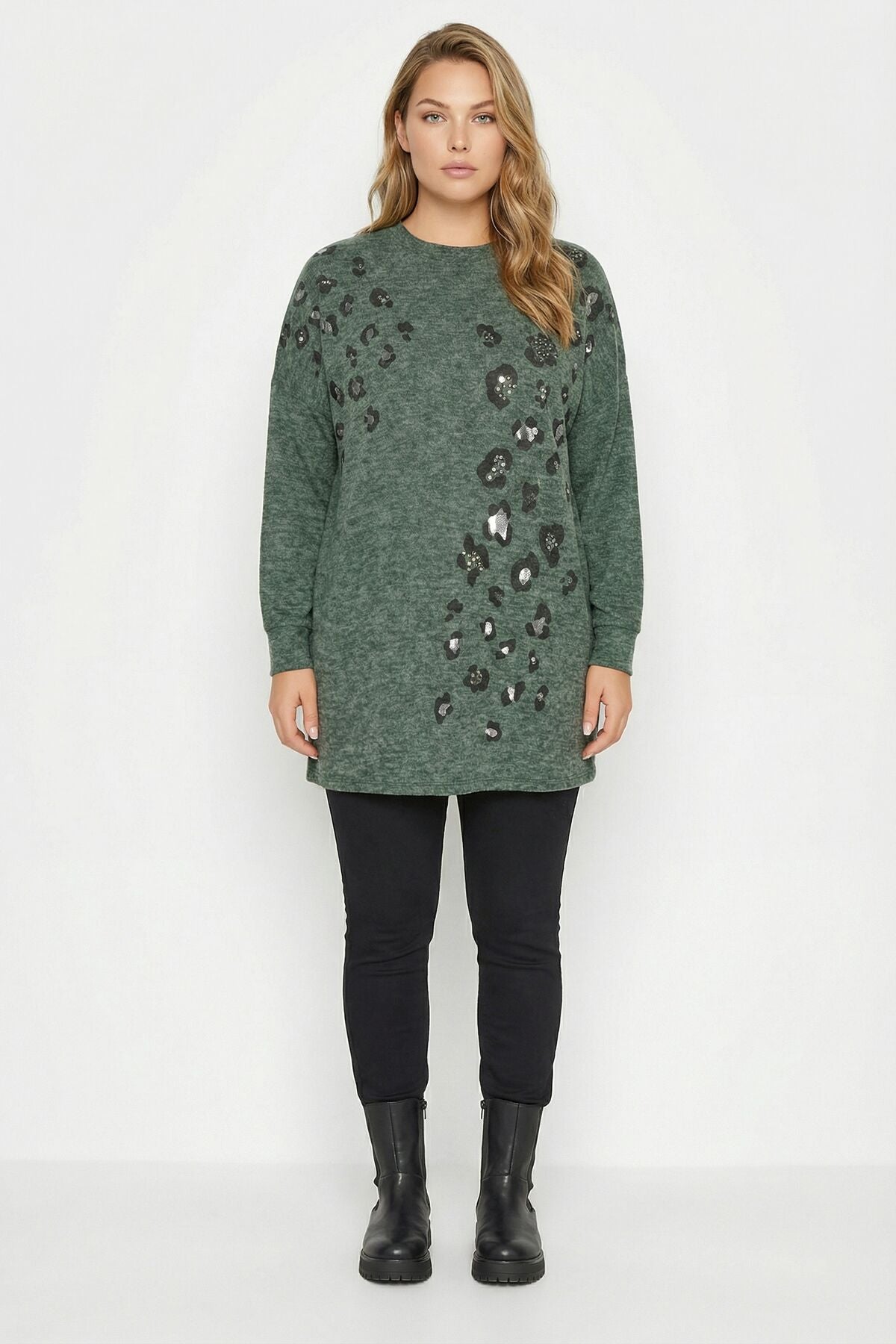 Taş Detaylı Leopar Desenli Yeşil Yumoş Kazak 285057 Vervegrand