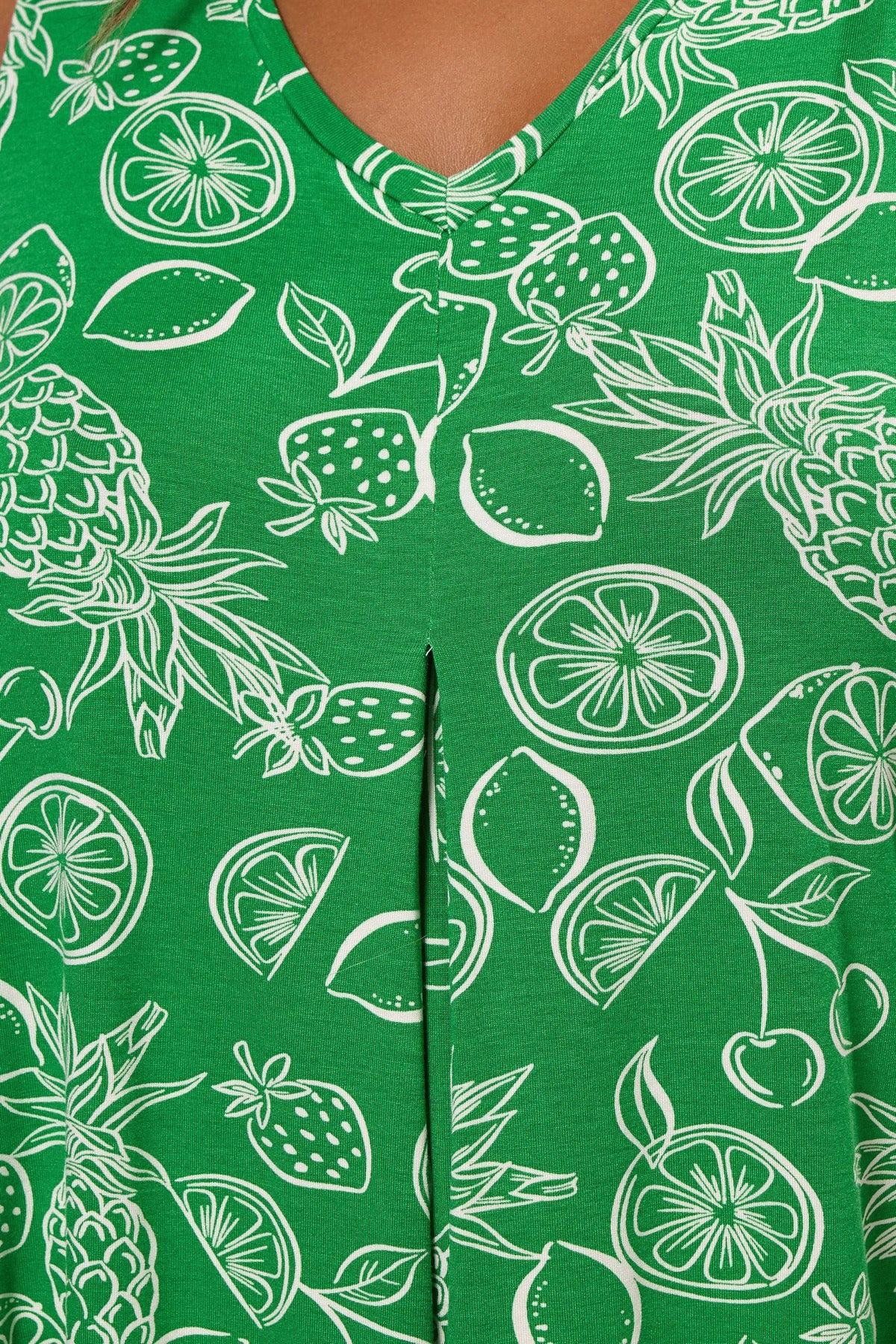 Büyük Beden V Yaka Sıfır Kol Çiçek Desenli T-shirt 304169 Vervegrand