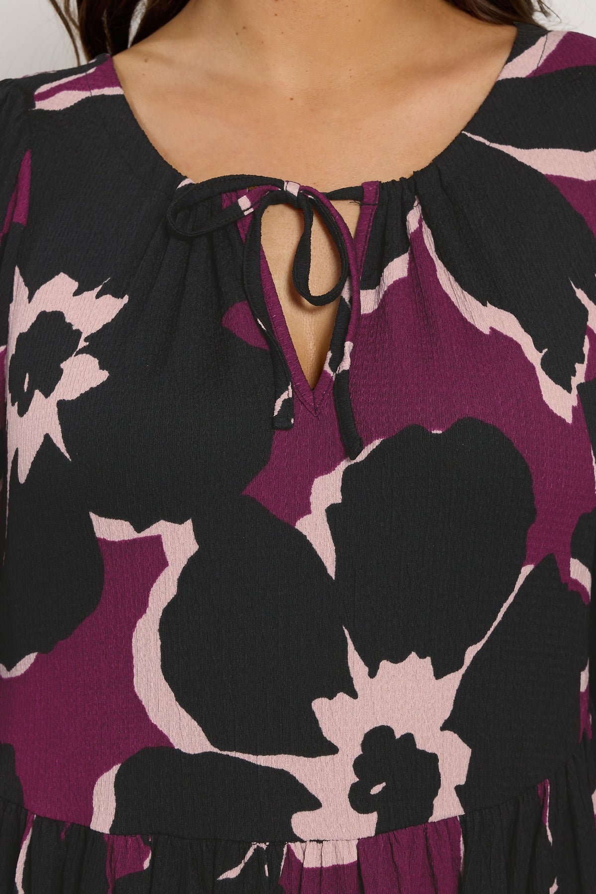 Büyük Beden V Yaka Uzun Kollu Bürümcük Kumaş Maxi Elbise 616397 Vervegrand