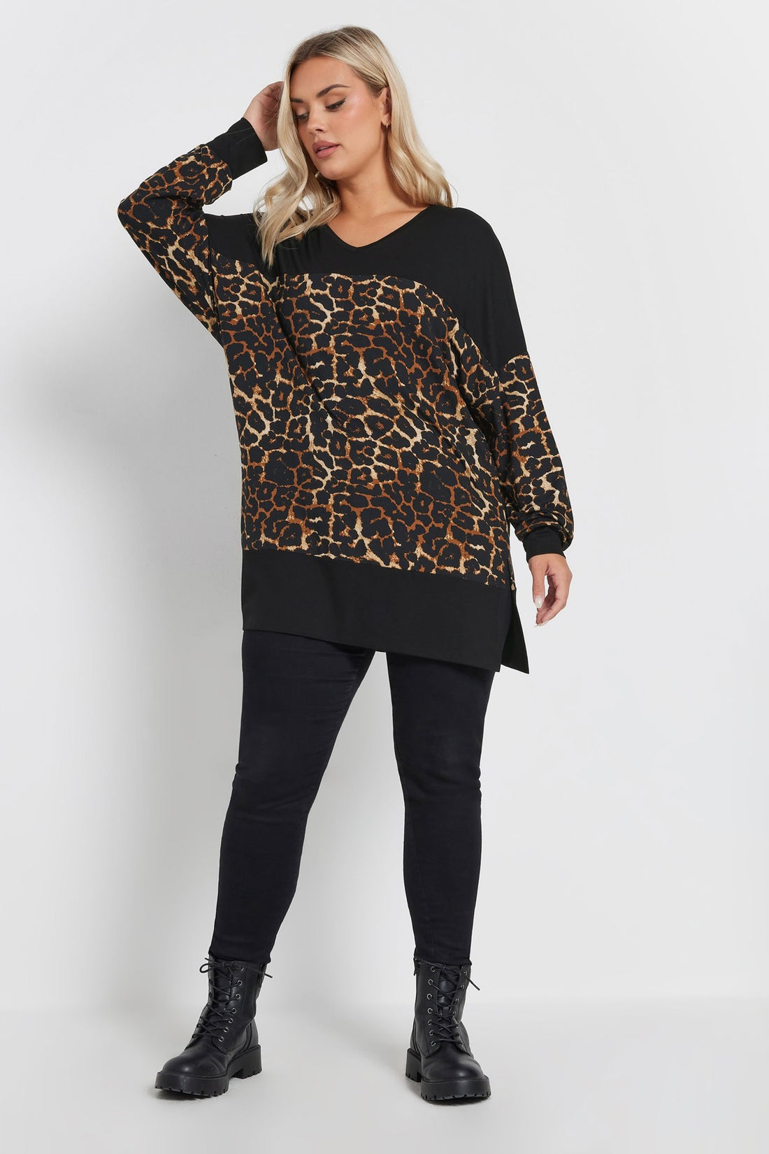 Büyük Beden V Yaka Uzun Kollu Leopar Desenli T-shirt 303784 Vervegrand