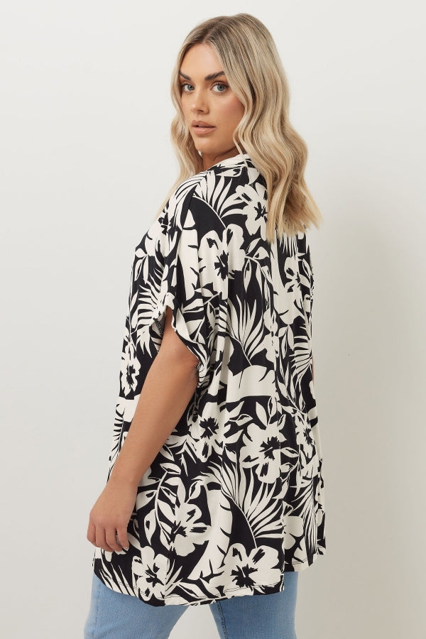 Büyük Beden Kısa Kollu Çiçek Desenli Gömlek 303686 Gömlek Vervegrand