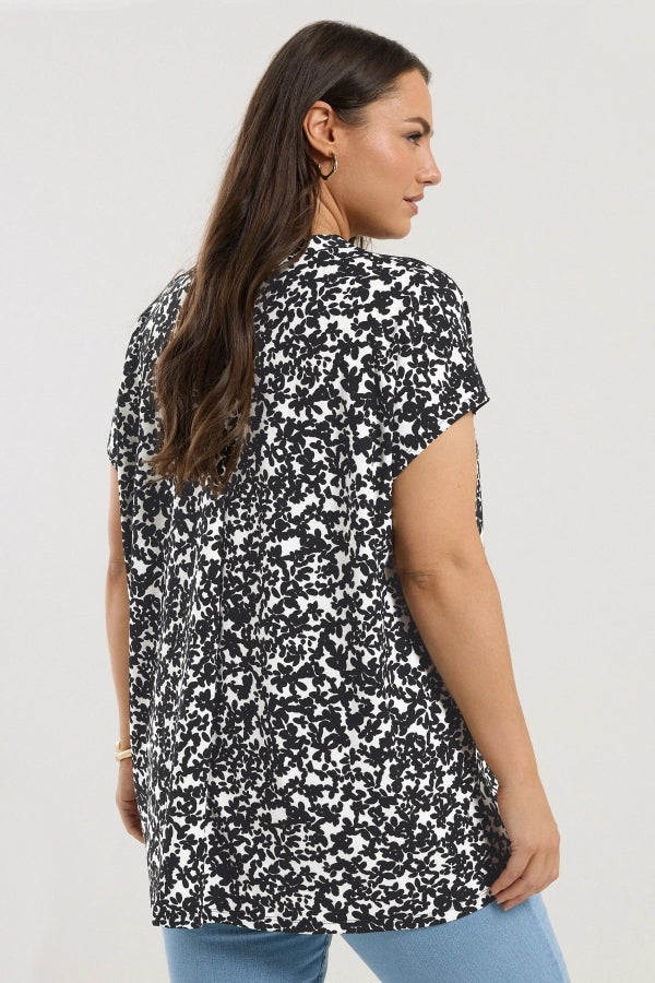 Büyük Beden V Yaka Çiçek Desenli Kısa Kollu Bluz 321704 Vervegrand
