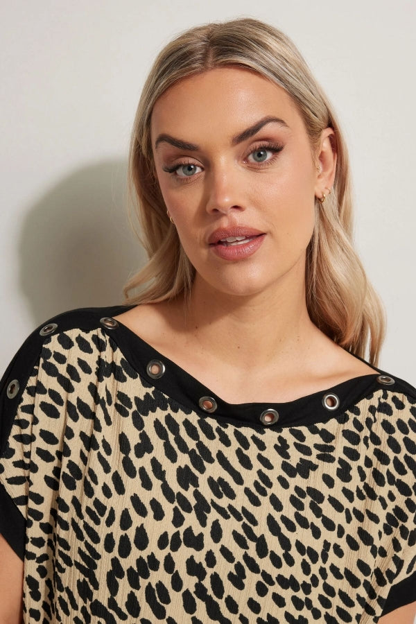 Büyük Beden Leopar Desenli Kuş Gözü Detaylı T-shirt 304086 Vervegrand