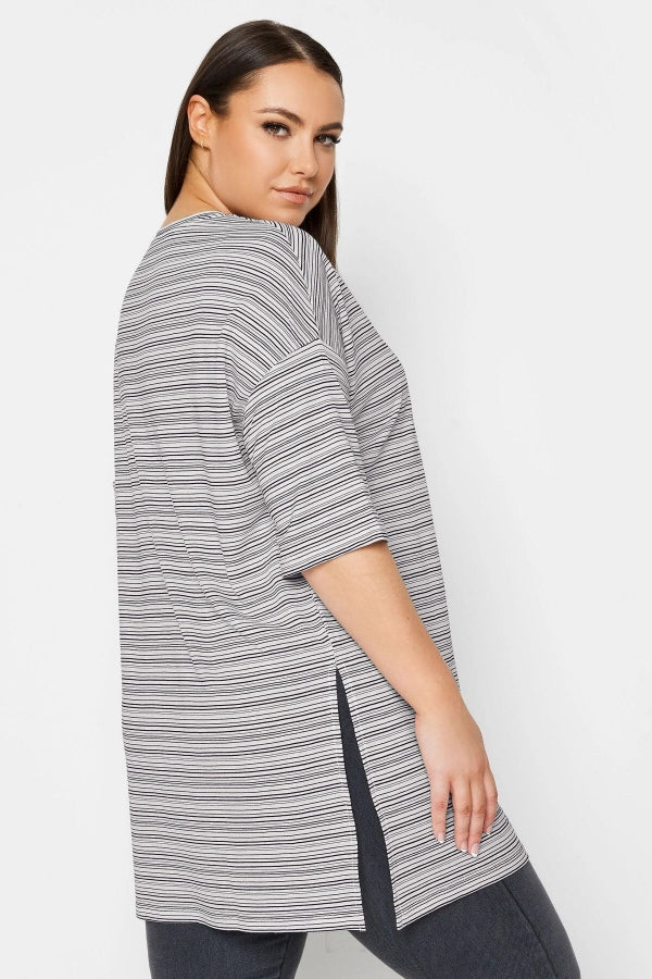 Büyük Beden Bisiklet Yaka Yarım Kollu Yırtmaç Detaylı Çizgili T-shirt 302946 Vervegrand