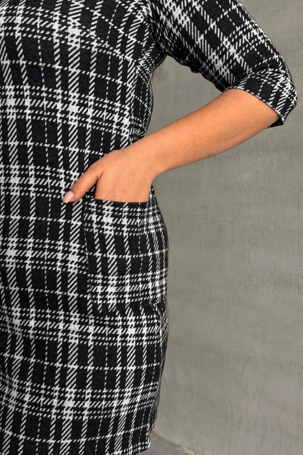 Büyük Beden Bisiklet Yaka Yarım Kollu Cepli Desenli Elbise 301506 Vervegrand