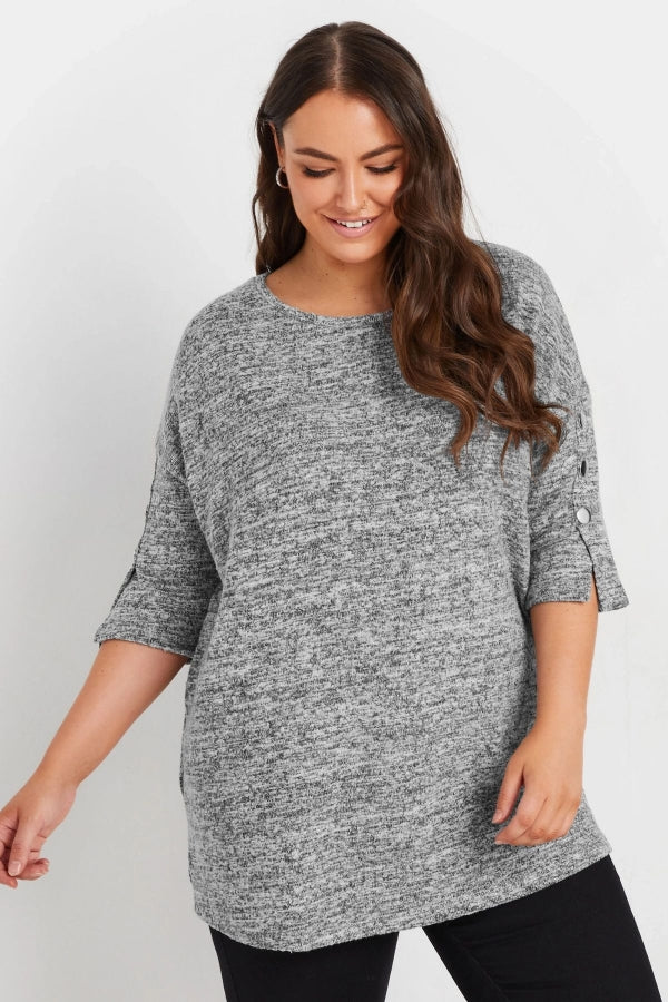 Büyük Beden Bisiklet Yaka Yarım Kollu Düğme Detaylı Bluz 302988 Vervegrand