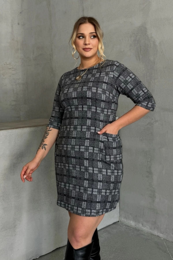 Büyük Beden Bisiklet Yaka Yarım Kollu Cepli Desenli Elbise 301507 Vervegrand