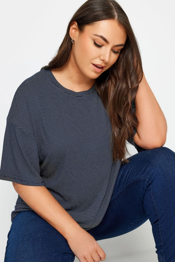 Büyük Beden Bisiklet Yaka Yarım Kollu Uzun Kesim T-shirt 302546 Vervegrand