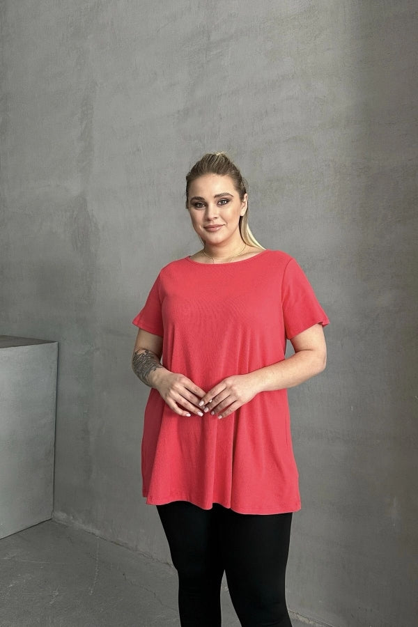 Büyük Beden Kısa Kollu Bisiklet Yaka Eteği Bollaşan Basic Bluz 100-50 Vervegrand