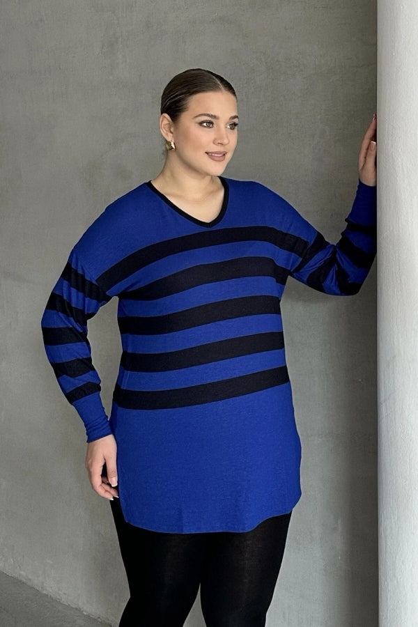 Büyük Beden V Yaka Çizgili Yırtmaç Detaylı İnce Kumaşlı Uzun Bluz 301567 Vervegrand