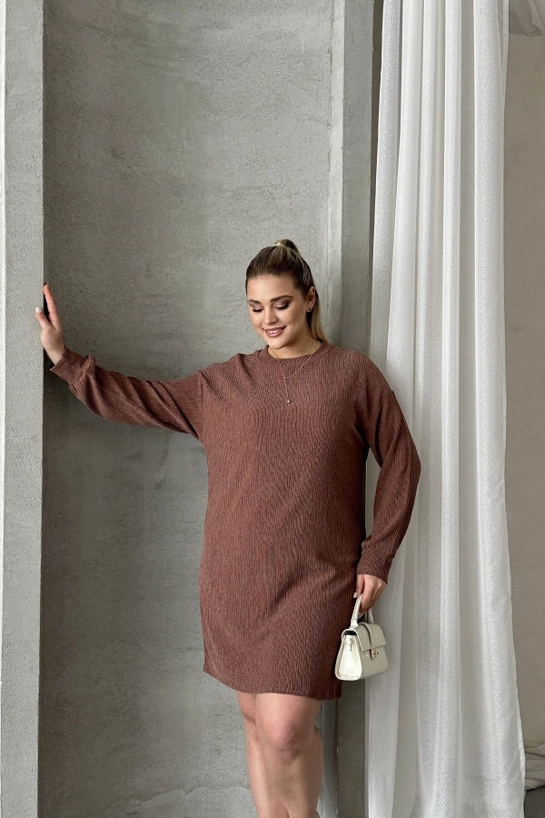 Büyük Beden Uzun Kollu Bisiklet Yaka Düz Kesim Elbise 100-189 Vervegrand