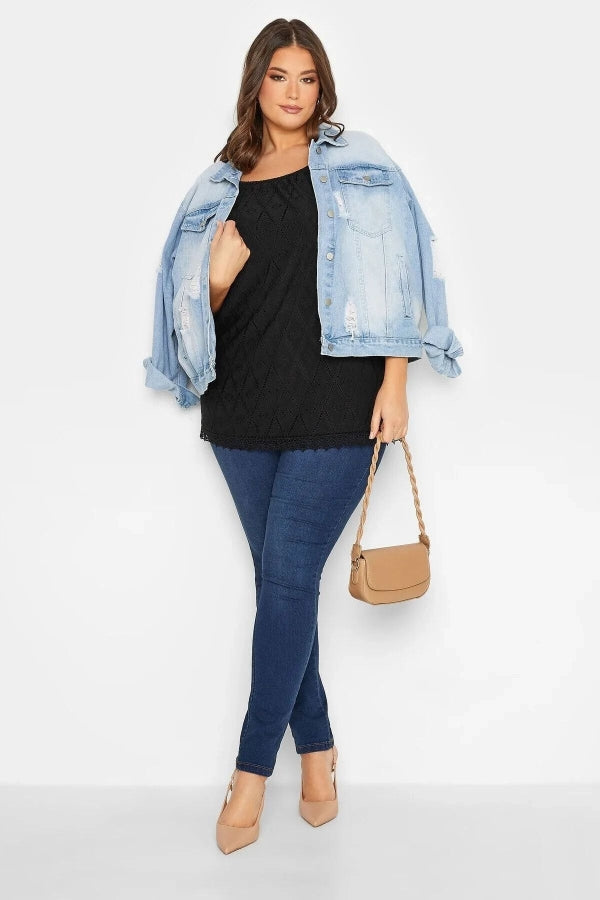 Büyük Beden Bisiklet Yaka Dantel Detaylı Fakir Bol Bluz 301204 Vervegrand