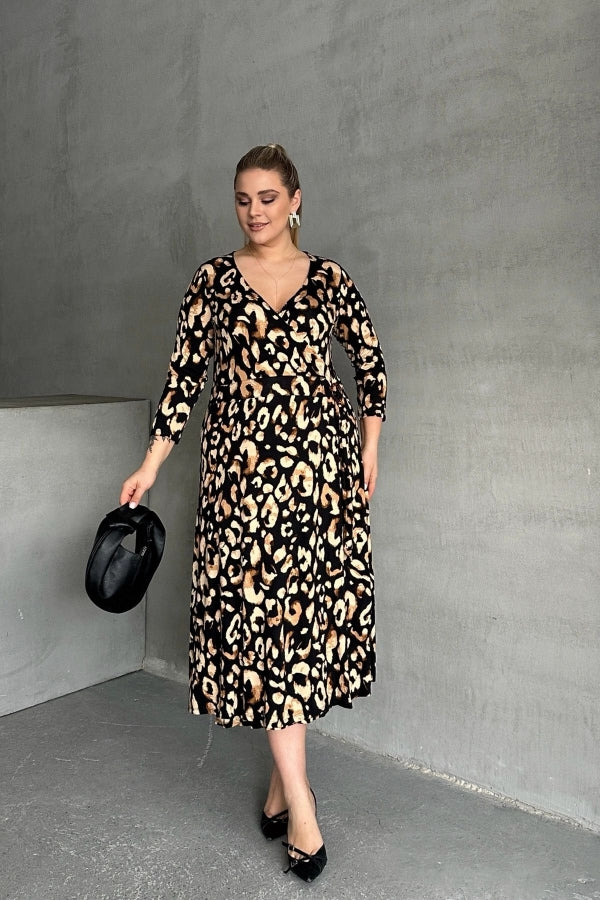 Büyük Beden Yarım Kollu V Yaka Kemer Detaylı Leopar Desenli Elbise 100-92 Vervegrand