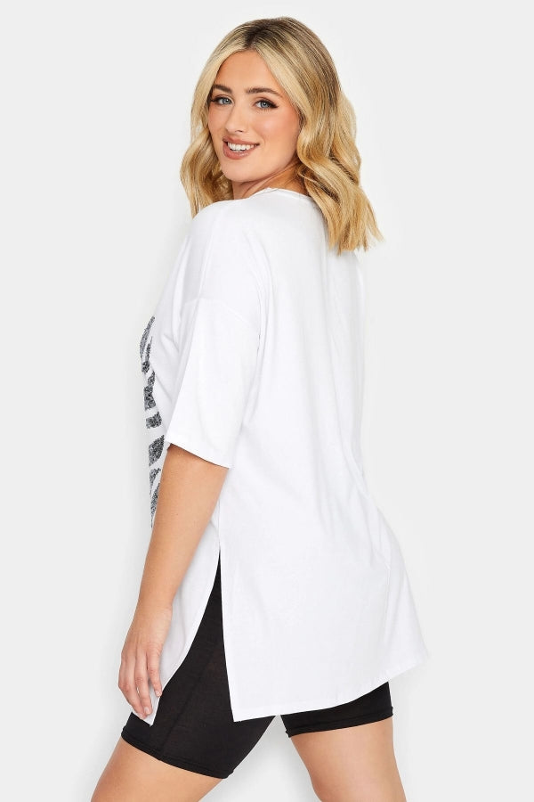 Büyük Beden Yanı Yırtmaç Detaylı Payet İşlemeli Yarım Kollu V Yaka T-shirt 302087 Vervegrand