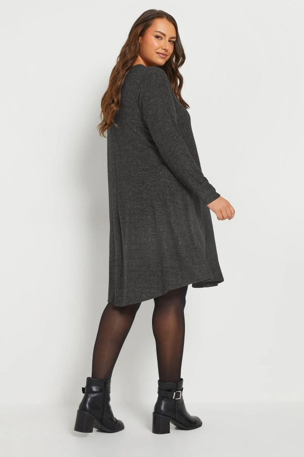 Büyük Beden Uzun Kol Bisiklet Yaka Eteği Bollaşan Cepli Elbise 270083 Vervegrand