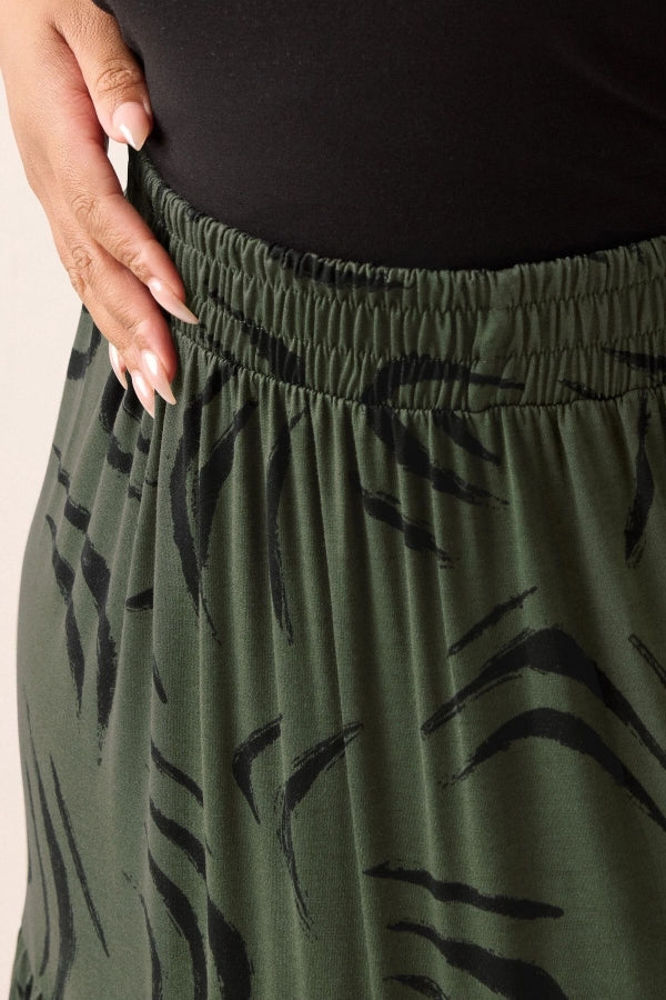 Büyük Beden Bürümcük Kumaş Çiçek Desenli Beli Lastikli Etek 304236 Vervegrand