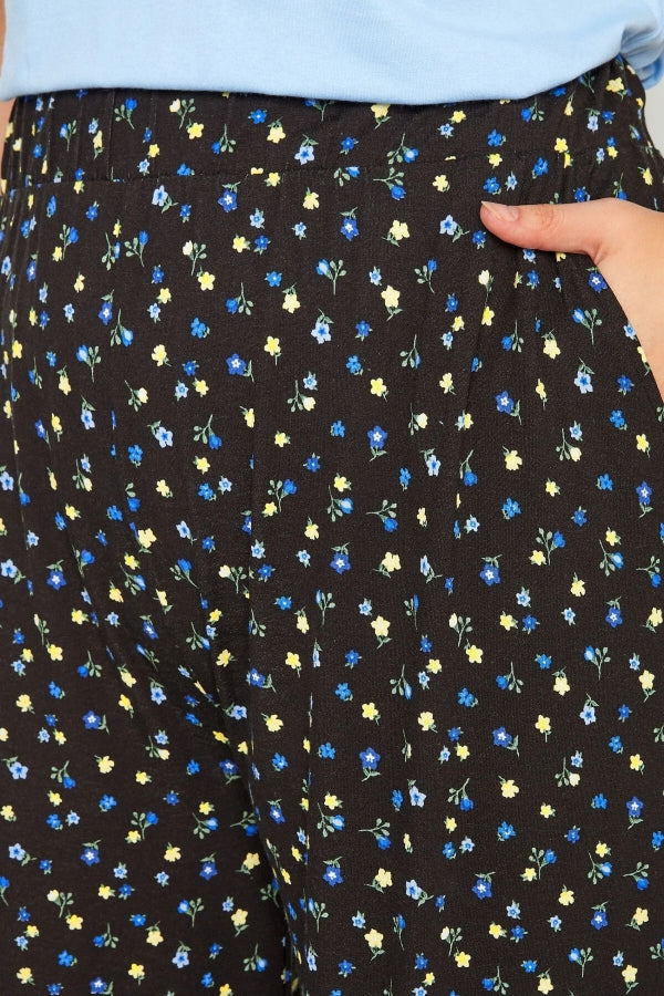 Büyük Beden Çiçek Desenli İspanyol Paça Cepli Likralı Pantolon 143297 Vervegrand