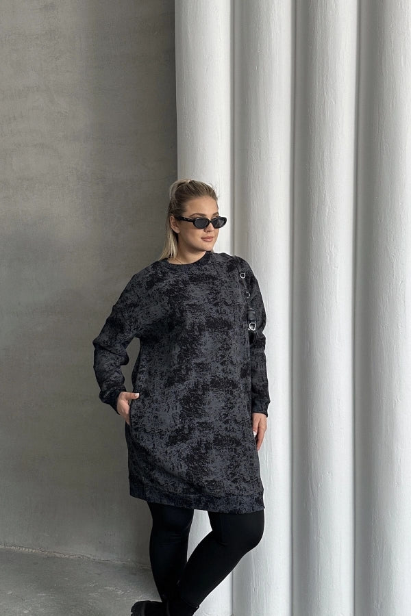 Büyük Beden Uzun Kollu Bisiklet Yaka Cepli Desenli Elbise 106-75 Vervegrand