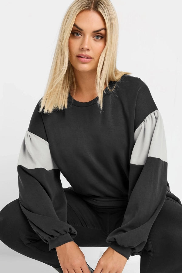 Büyük Beden Bisiklet Yaka Kolları Şeritli İnce Sweatshirt 303688 Vervegrand