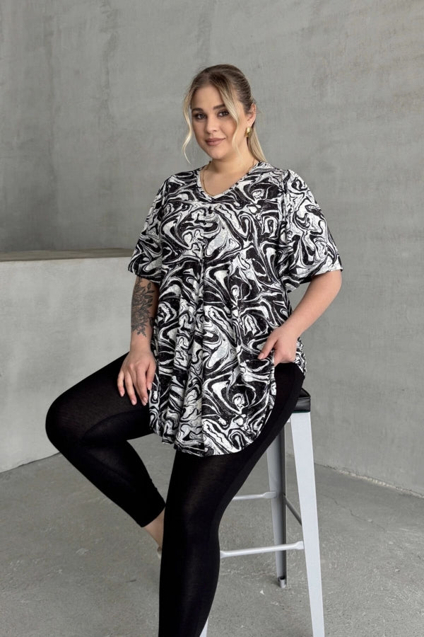 Büyük Beden V Yaka Kısa Kollu Eteği Bollaşan Desenli Bluz 101-17 Vervegrand