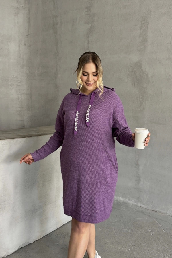 Büyük Beden Kapüşonlu Boncuk İşlemeli Cepli Sweatshirt Elbise 301802 Vervegrand