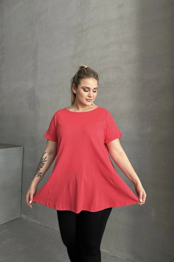 Büyük Beden Kısa Kollu Bisiklet Yaka Eteği Bollaşan Basic Bluz 100-50 Vervegrand