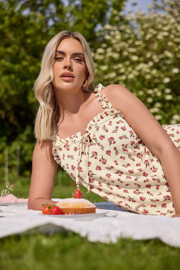 Büyük Beden Çiçek Desenli Bürümcük Kumaş Kare Yaka Kolsuz Bluz 322688 Vervegrand