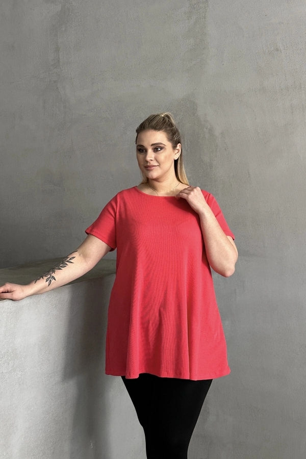 Büyük Beden Kısa Kollu Bisiklet Yaka Eteği Bollaşan Basic Bluz 100-50 Vervegrand