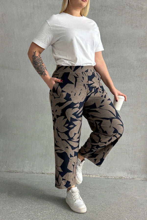 Büyük Beden Beli Lastikli Bol Paça Desenli Cepli Pantolon 74-109 Vervegrand