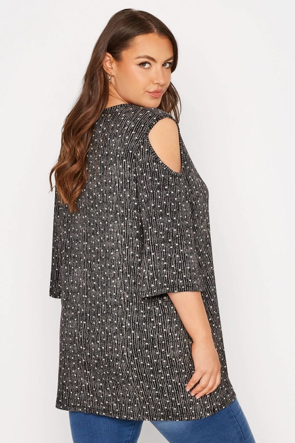 Büyük Beden Açık Omuz Detaylı Puantiyeli Yarım Kollu Bluz 300404 Vervegrand