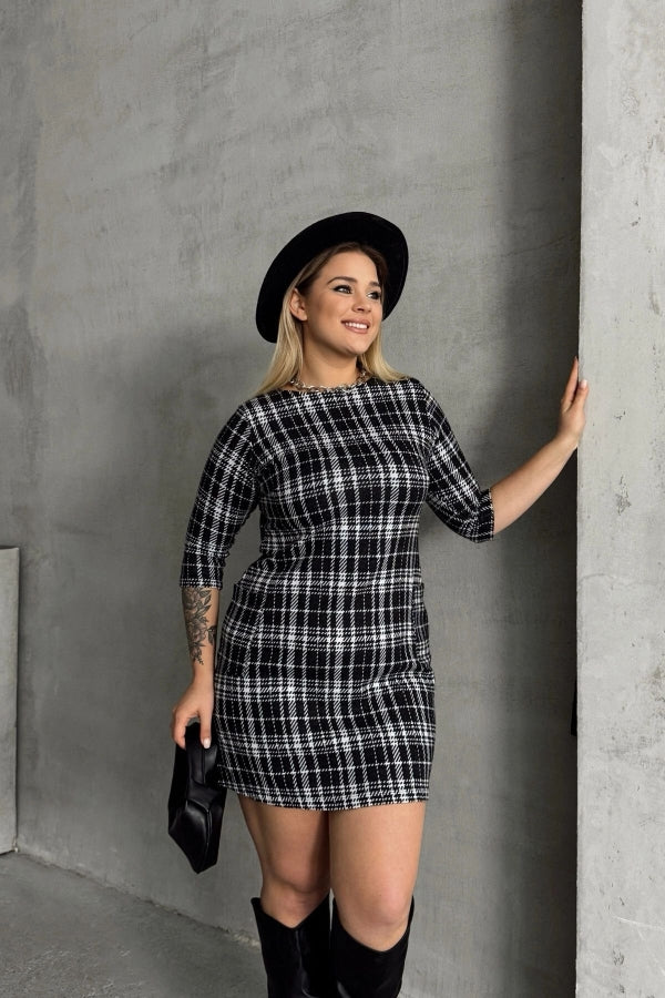 Büyük Beden Bisiklet Yaka Yarım Kollu Cepli Desenli Elbise 301506 Vervegrand