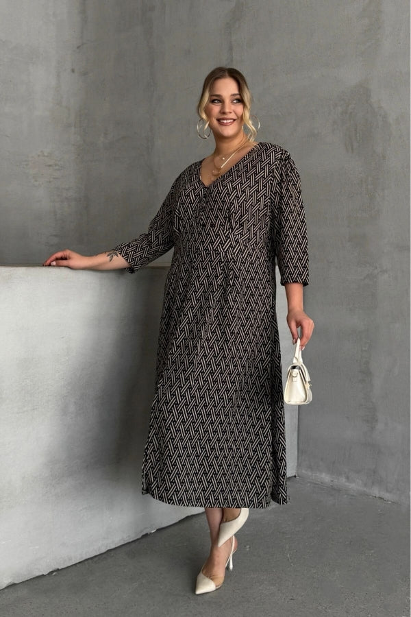 Büyük Beden V Yaka Yırtmaç Detaylı Desenli Fakir Kol Midi Boy Elbise MSD-25123 Vervegrand