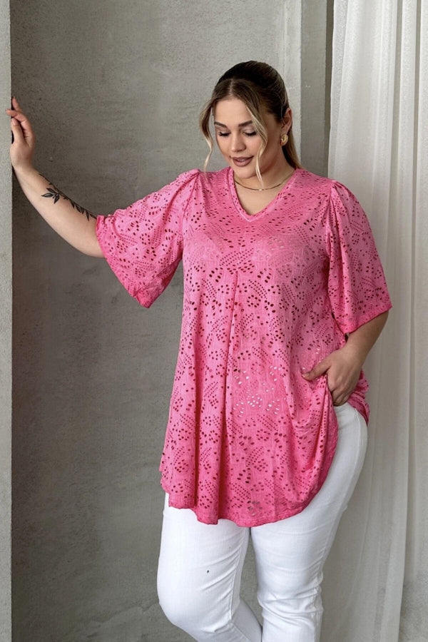 Büyük Beden V Yaka Kısa Kollu Dantel Detaylı Astarsız Bluz 302956 Vervegrand