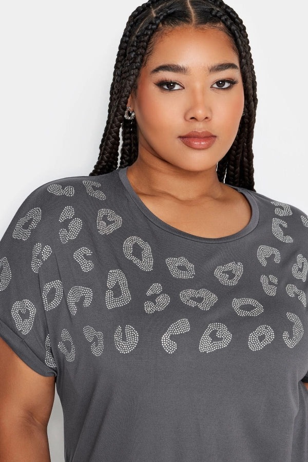 Büyük Beden Pul Detaylı Leopar Desenli Kısa Kollu T-shirt 321326 Vervegrand