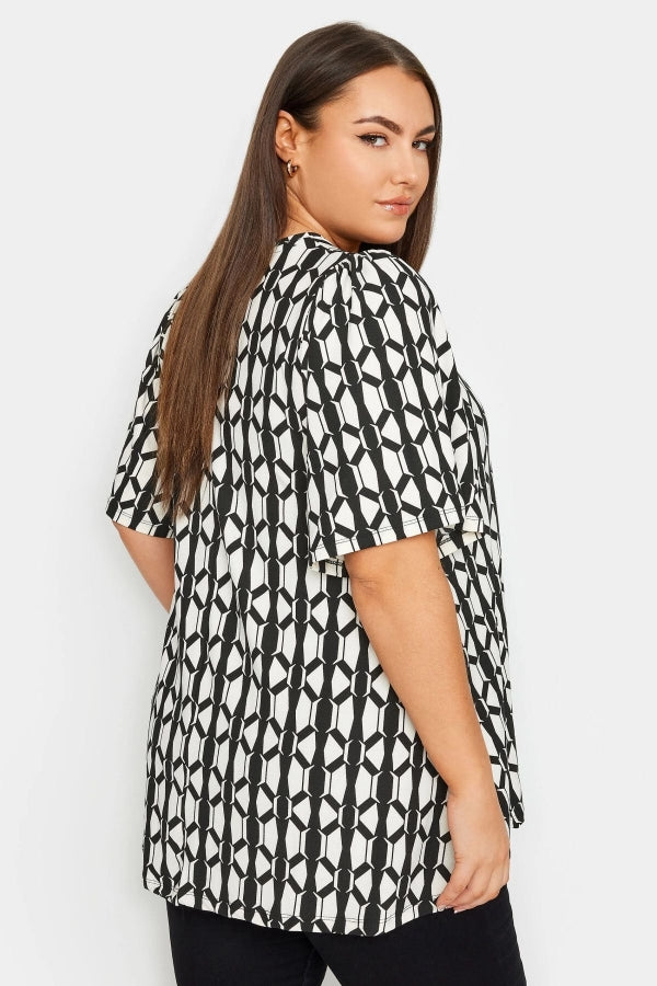 Büyük Beden V Yaka Desenli Asimetrik Kesim Likralı Bluz 302537 Vervegrand