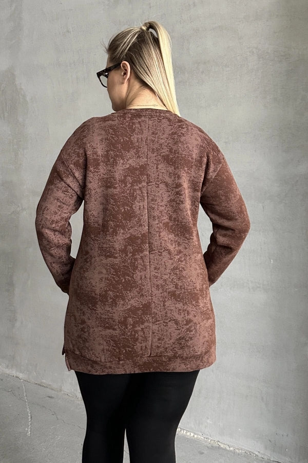 Büyük Beden Uzun Kollu Bisiklet Yaka Önü Cepli Desenli Sweatshirt 106-79 Vervegrand