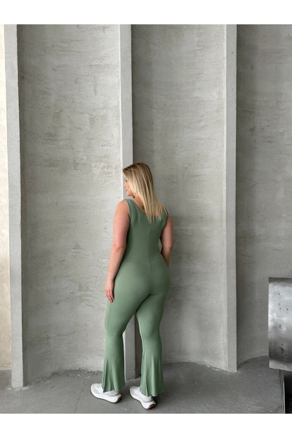 Büyük Beden Sıfır Kol İspanyol Paça Kapamasız Esnek Tulum 224983 Vervegrand