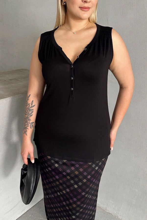 Sıfır Kol Desenli V Yaka Önü Düğmeli Uzun Kesim Bluz 30060 Vervegrand