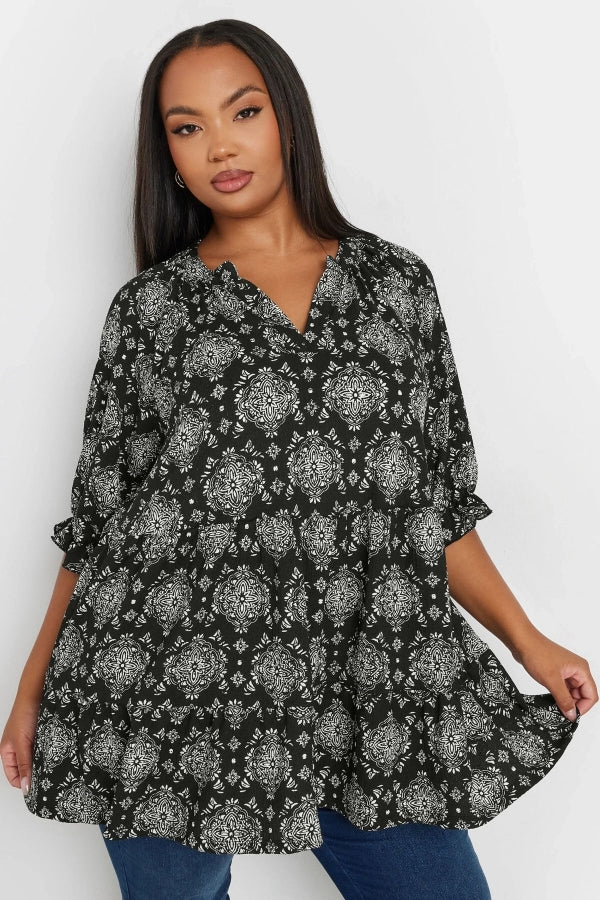 Büyük Beden Yarım Kollu Çentik Yaka Desenli Bluz 321991 Vervegrand