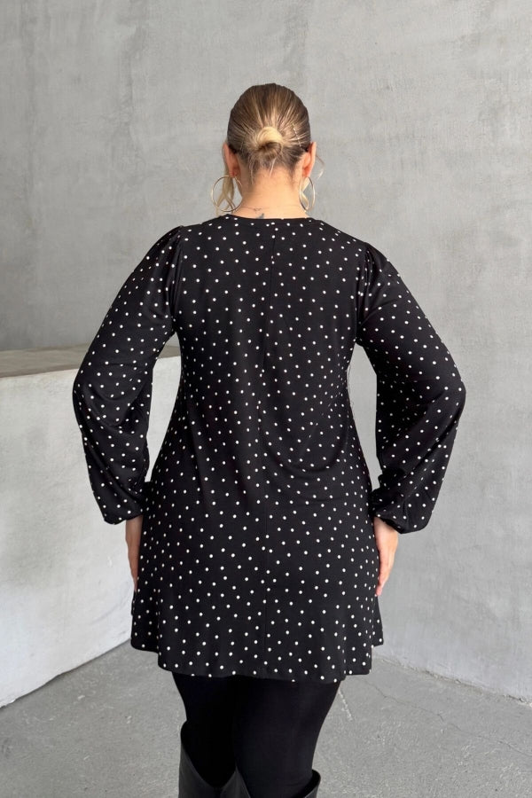 Büyük Beden Uzun Kollu Önü Pileli Bilekleri Lastikli Puantiyeli Bluz 322348 Vervegrand