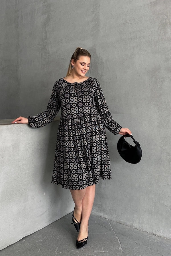 Büyük Beden Uzun Kollu Yakası Bağlamalı Eteği Pileli Elbise 100-75 Vervegrand